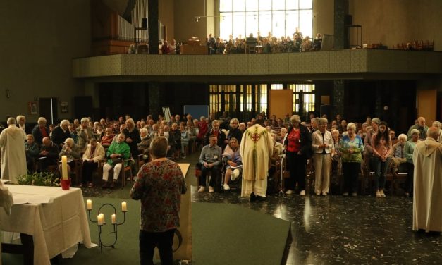 Laatste viering in de Sint Pauluskerk